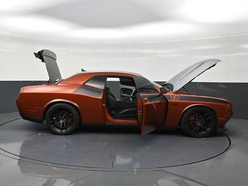 Used 2021 Dodge Challenger R/T Scat Pack w/ T/A Package RWD image 29