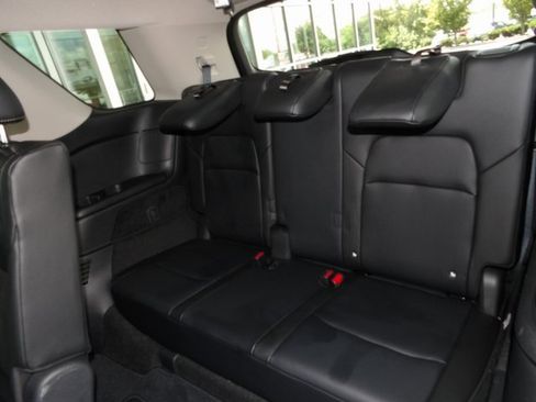 Certified 2023 Nissan Pathfinder SL w/ Black Appearance Package image 23