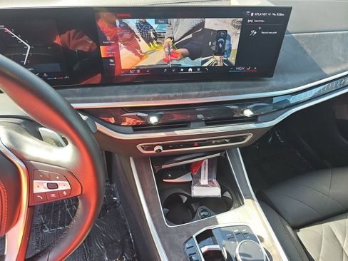 Used 2025 BMW X5 sDrive40i image 6