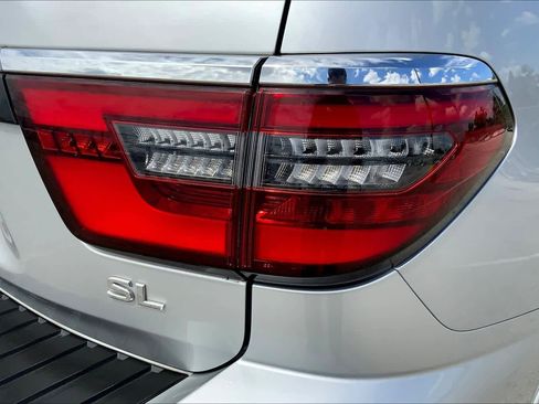 Used 2021 Nissan Armada SL image 30