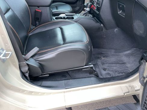 Used 2020 Jeep Gladiator Mojave image 45