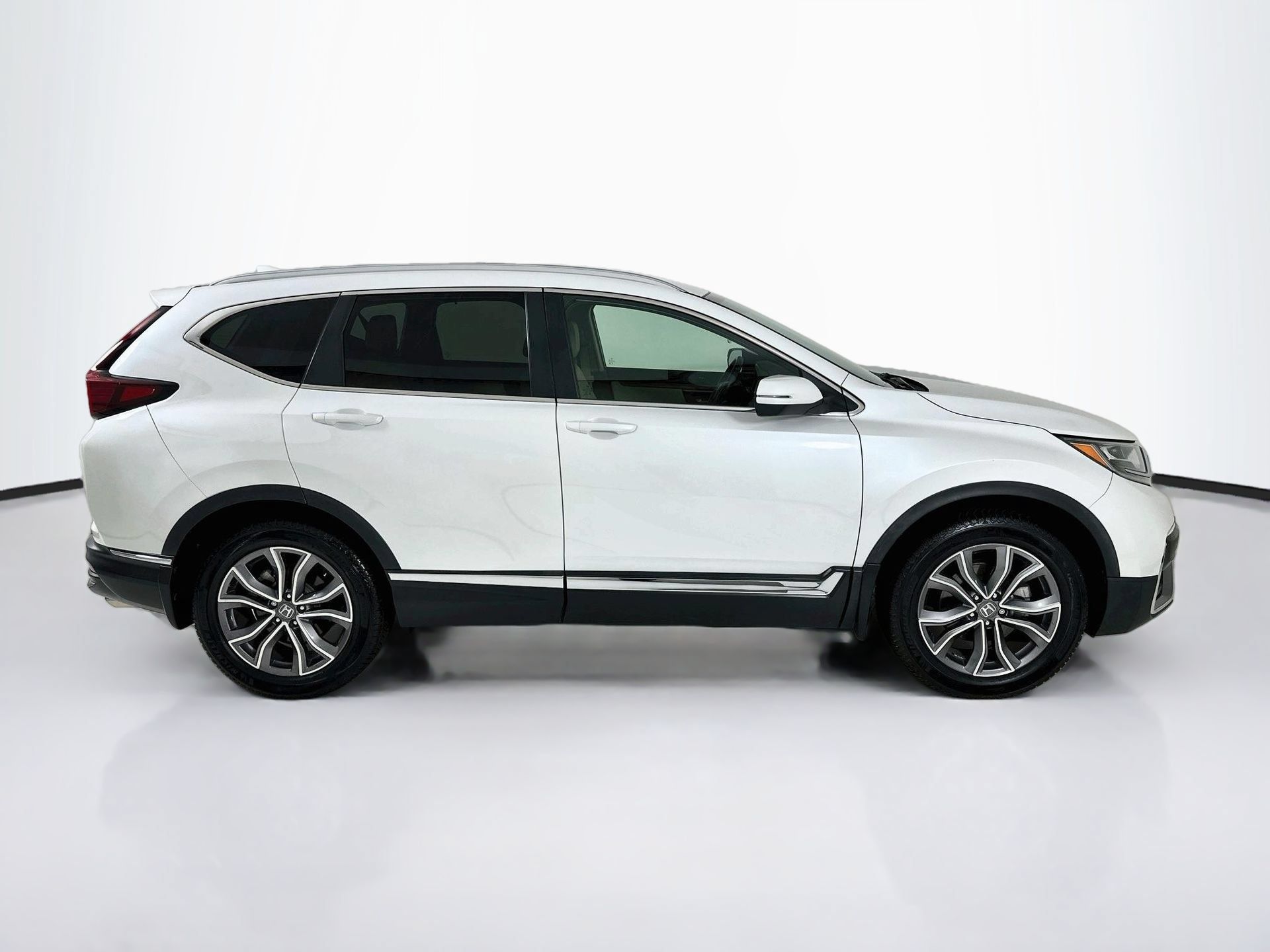 Used 2022 Honda CR-V Touring image 9