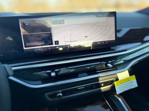 New 2026 BMW X6 xDrive40i image 16