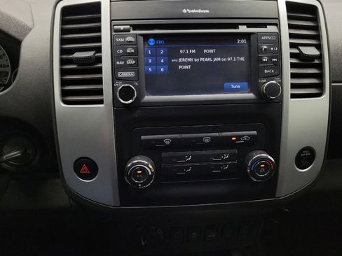 Used 2015 Nissan Xterra PRO-4X w/ Pro-4x Leather Package AWD/4WD image 25