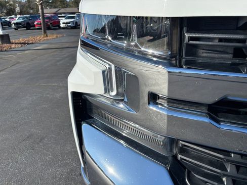 Used 2022 Chevrolet Silverado 1500 LT image 25