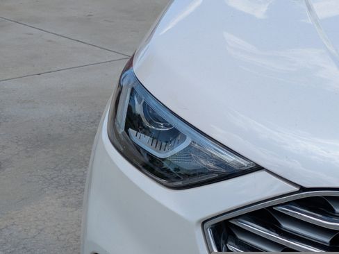 Used 2019 Ford Edge Titanium AWD/4WD image 7