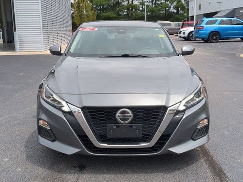 Used 2022 Nissan Altima 2.5 SV FWD image 8