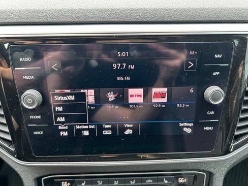 Used 2019 Volkswagen Atlas SEL FWD image 25