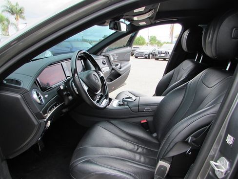 Used 2016 Mercedes-Benz S 550 Sedan image 9