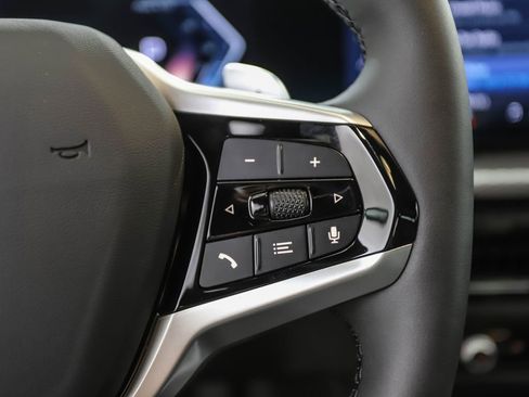 Used 2025 BMW 330i xDrive Sedan w/ Convenience Package image 14