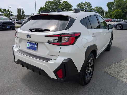 Used 2024 Subaru Crosstrek 2.0i Premium AWD/4WD image 6