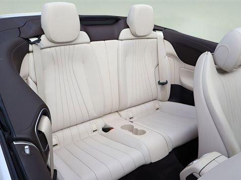 Used 2020 Mercedes-Benz E 450 Cabriolet image 18