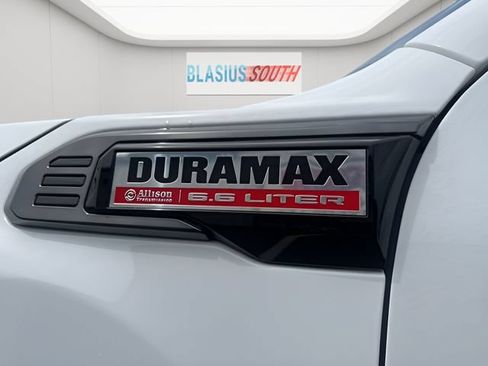 Used 2024 GMC Sierra 2500 AT4 w/ AT4 Preferred Package AWD/4WD image 43