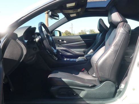 Used 2020 INFINITI Q60 Red Sport 400 w/ Proactive Package image 16