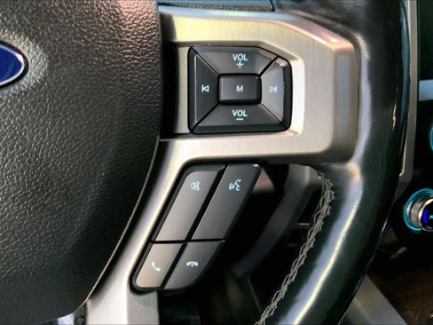 Used 2017 Ford F150 Platinum w/ Equipment Group 701A Luxury image 24