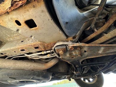 Used 2005 Chrysler Town & Country Touring w/ Leather Interior Group FWD image 20