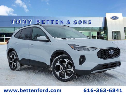 New 2026 Ford Escape ST-Line Select w/ Tech Pack #2 image 8