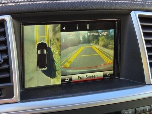 Used 2015 Mercedes-Benz ML 400 ML 400 AWD 4MATIC 4dr SUV image 20