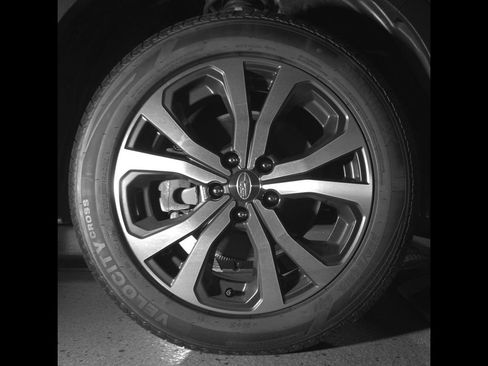 Certified 2022 Subaru Forester Limited AWD/4WD image 9
