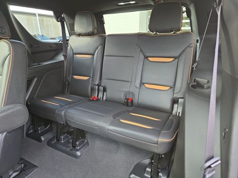 Used 2023 GMC Yukon AT4 w/ AT4 Premium Package AWD/4WD image 50