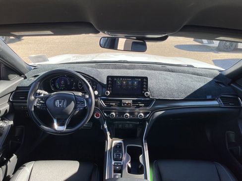 Used 2022 Honda Accord Sport image 11