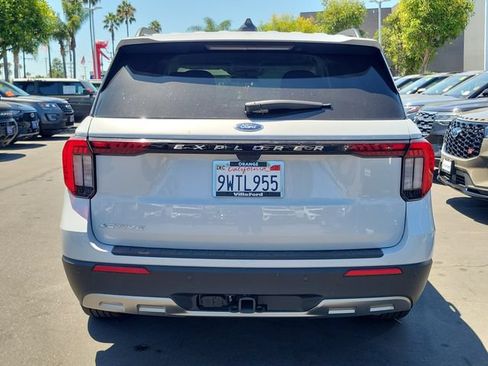 Used 2026 Ford Explorer Active w/ Active Comfort Package RWD image 23