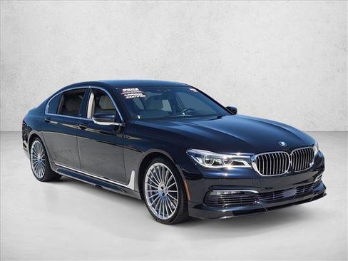 Used 2017 BMW ALPINA B7 xDrive AWD/4WD image 3