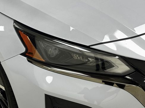 Used 2023 Nissan Altima 2.5 SR w/ SR Premium Package image 36