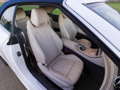 Used 2023 Mercedes-Benz E 450 Cabriolet image 44