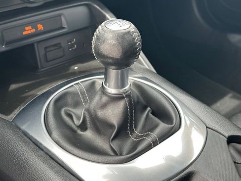 Used 2020 MAZDA MX-5 Miata Sport image 27
