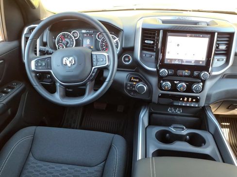 New 2026 RAM 1500 Big Horn AWD/4WD image 19