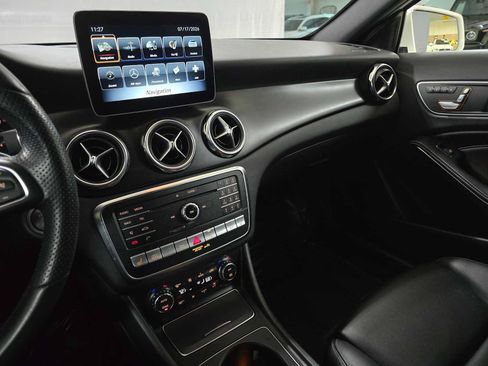 Used 2019 Mercedes-Benz GLA 250 4MATIC image 34