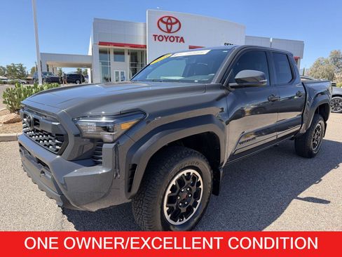 Certified 2025 Toyota Tacoma TRD Off-Road w/ TRD Off Road Upgrade Package AWD/4WD image 1