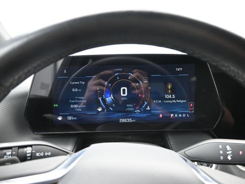 Used 2025 Chevrolet Equinox LT FWD image 13