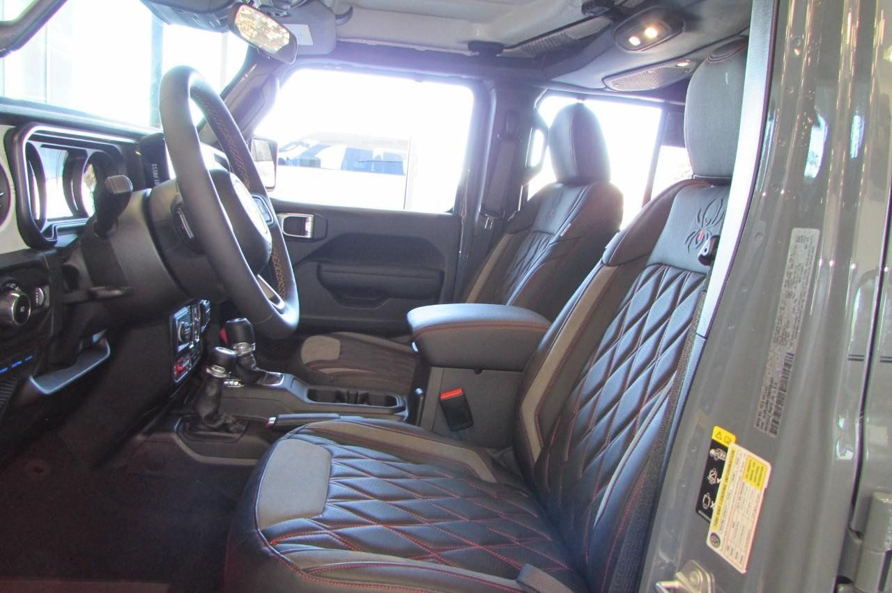 New 2024 Jeep Wrangler Unlimited AWD/4WD image 15