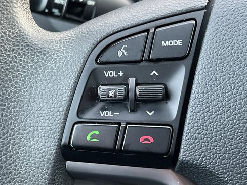 Used 2017 Hyundai Tucson SE image 29