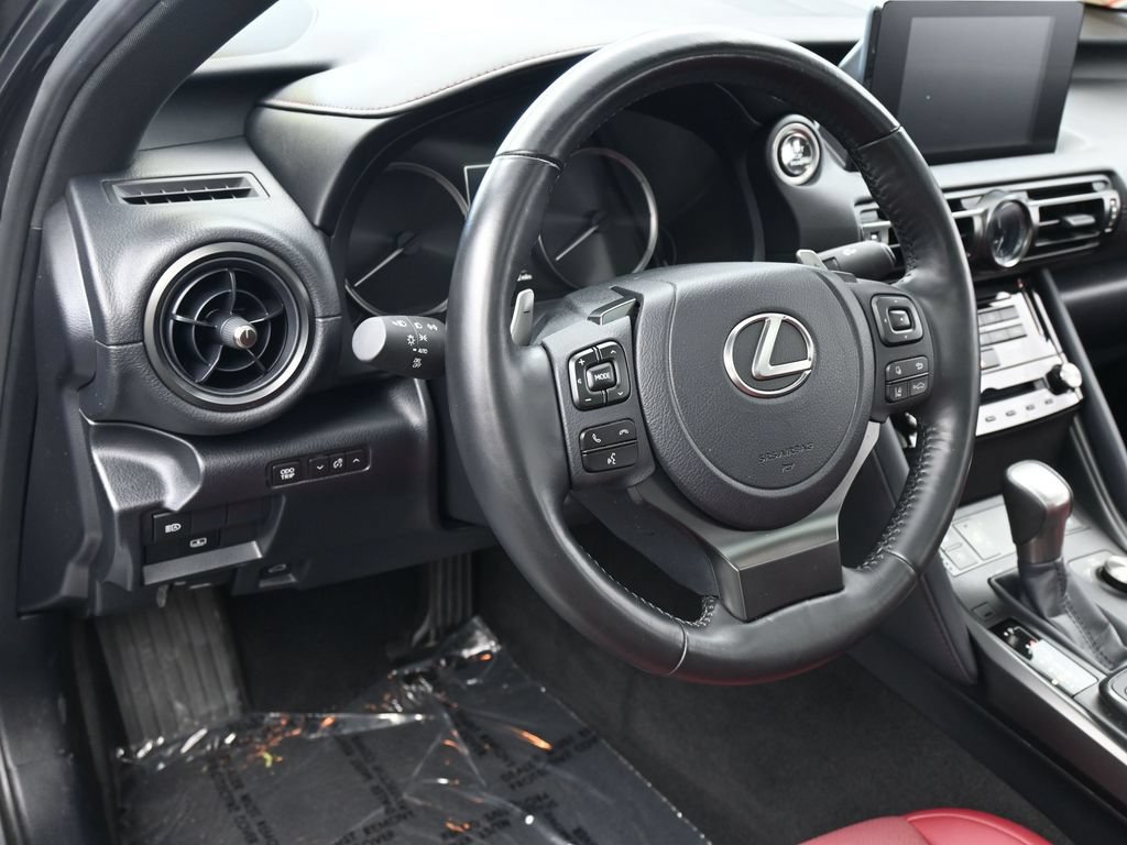 Used 2025 Lexus IS 300 w/ Premium Package RWD image 16