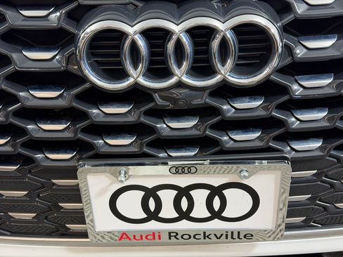 Used 2024 Audi Q5 2.0T Premium Plus w/ Premium Plus Package AWD/4WD image 27