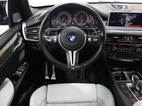 Used 2016 BMW X5 M image 16