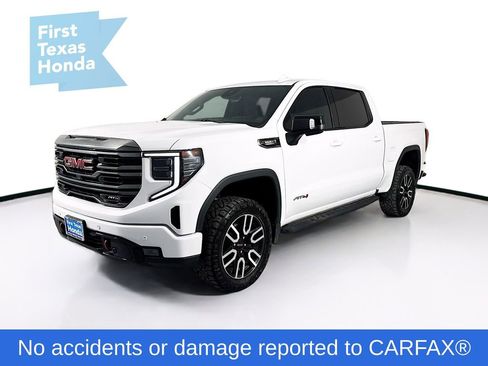 Used 2022 GMC Sierra 1500 AT4 w/ AT4 Premium Package image 3