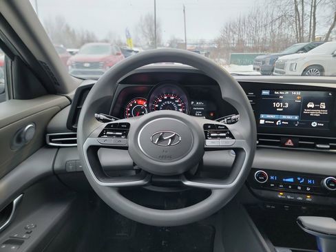 Certified 2023 Hyundai Elantra SEL image 14