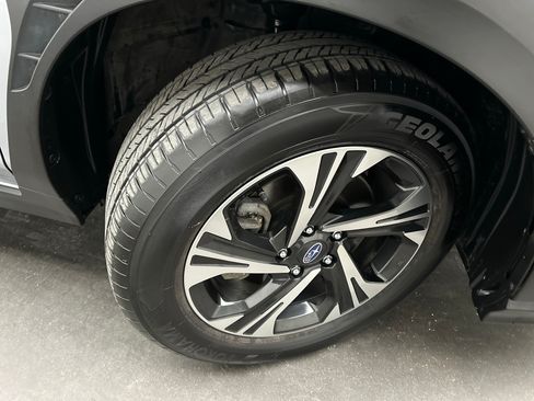 Used 2024 Subaru Crosstrek 2.0i Premium AWD/4WD image 10