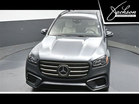 Used 2025 Mercedes-Benz GLS 450 4MATIC image 44