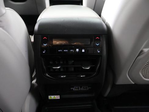 Used 2023 Jeep Grand Cherokee L Overland w/ Advanced Protech Group III AWD/4WD image 71