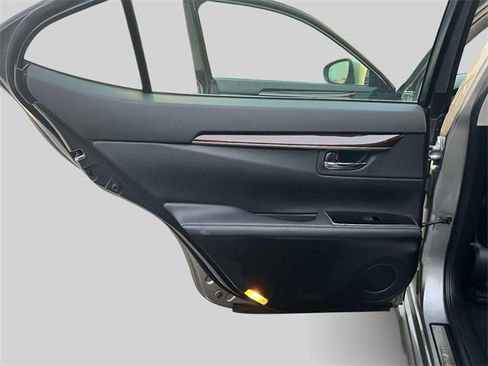 Used 2017 Lexus ES 350 w/ Navigation System Package image 16