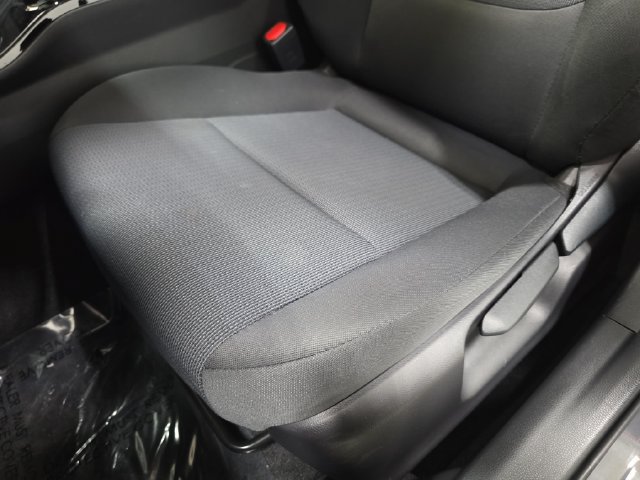 Certified 2025 Toyota Prius LE FWD image 24