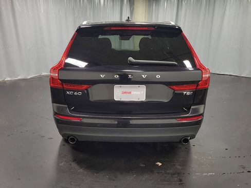 Used 2021 Volvo XC60 T5 Momentum image 7