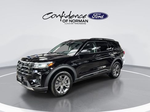 New 2026 Ford Explorer Active w/ Active Comfort Package AWD/4WD image 4