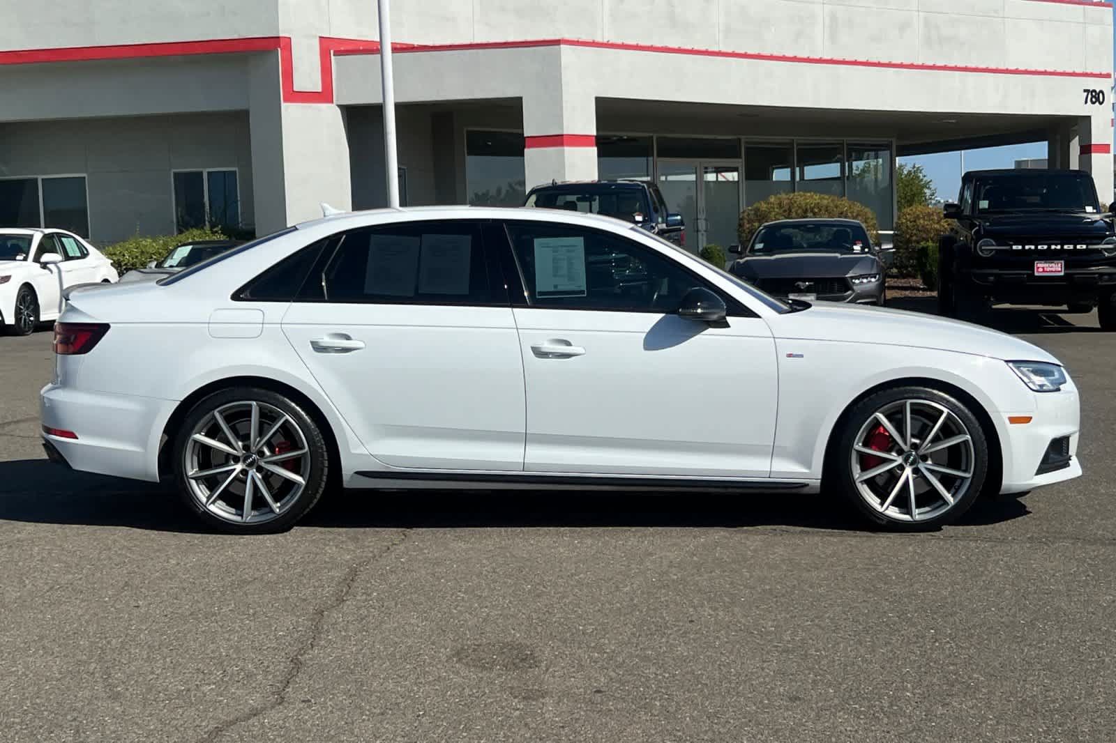 Used 2018 Audi A4 2.0T Prestige w/ Prestige Package AWD/4WD image 6