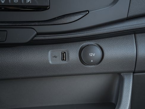 New 2026 Ford Transit 250 148 Medium Roof image 19